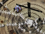 Heilige Messe in Aparecida, der bedeutendste Wallfahrtsort Brasiliens