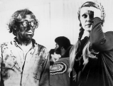 Woody Allen und Louise Lasser in \'Bananas\', 1971