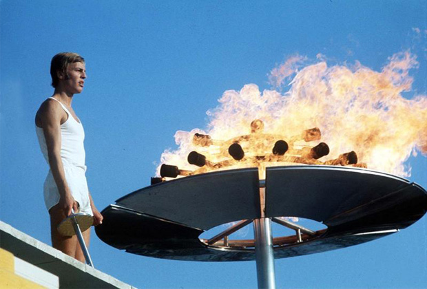 Olympische Spiele in München 1972: Günther Zahn entzündet das Olympische Feuer